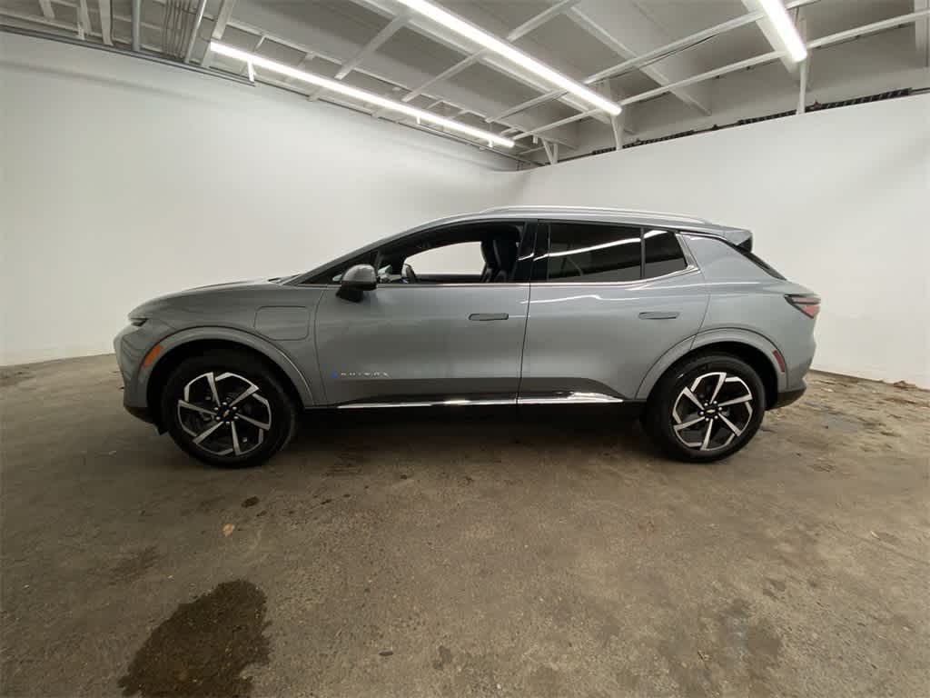 Thumbnail: 2025 Chevrolet Equinox - 3