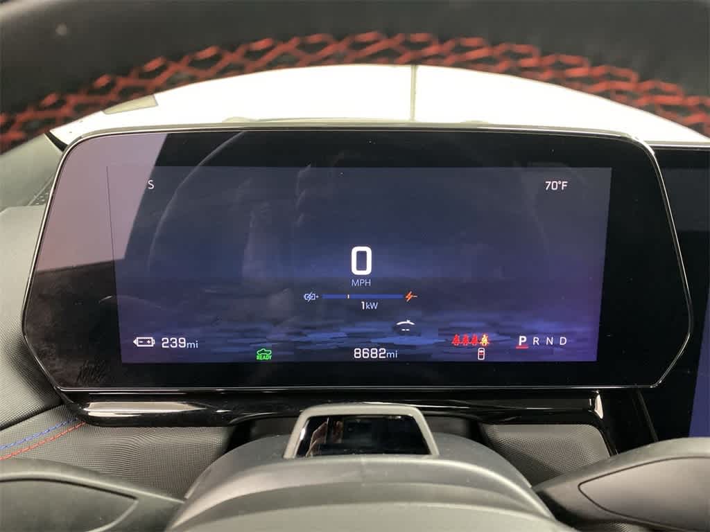 Thumbnail: 2024 Chevrolet Silverado EV - 28