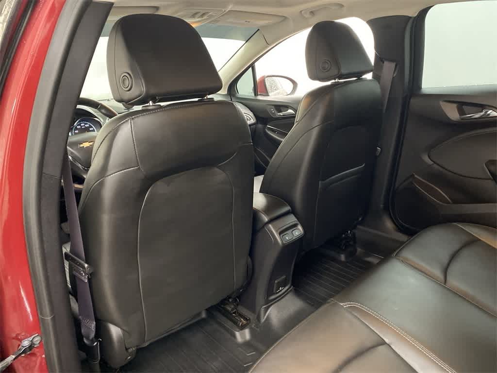 Thumbnail: 2017 Chevrolet Cruze - 16