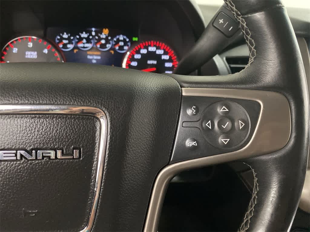 Thumbnail: 2016 GMC Yukon XL - 21