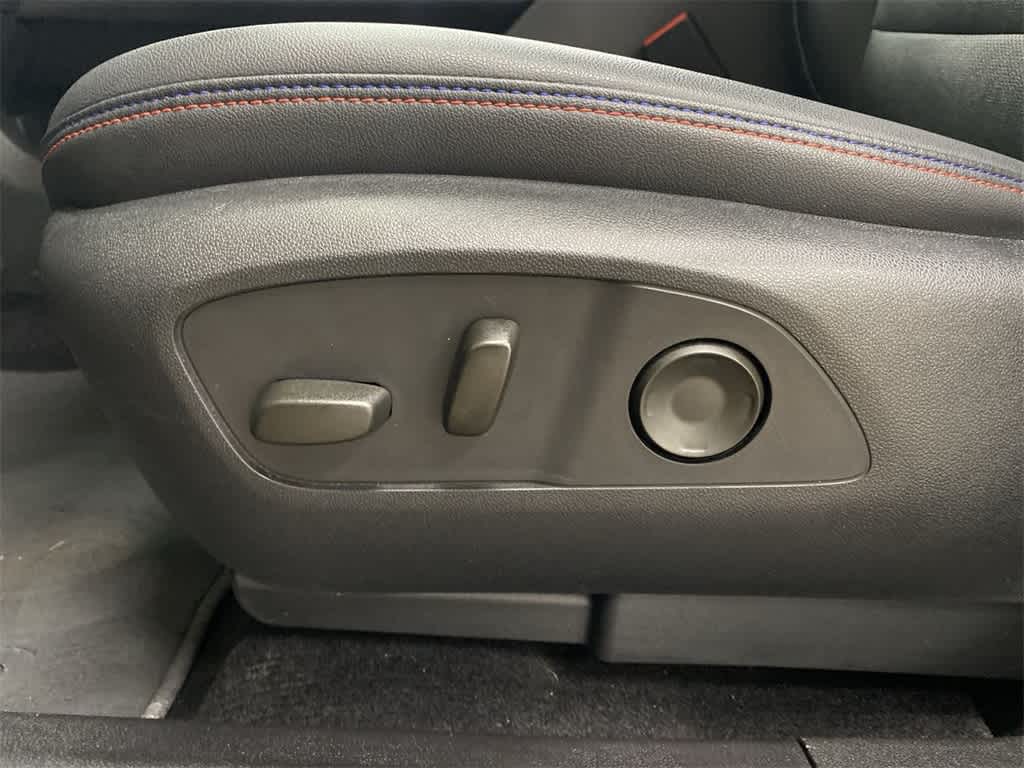 Thumbnail: 2024 Chevrolet Equinox - 16