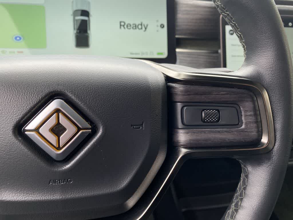 Thumbnail: 2023 Rivian R1T - 21