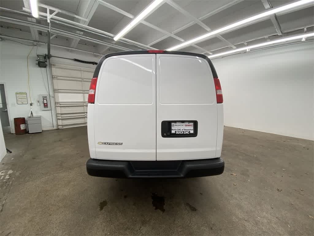 2023 Chevrolet Express 2500 5