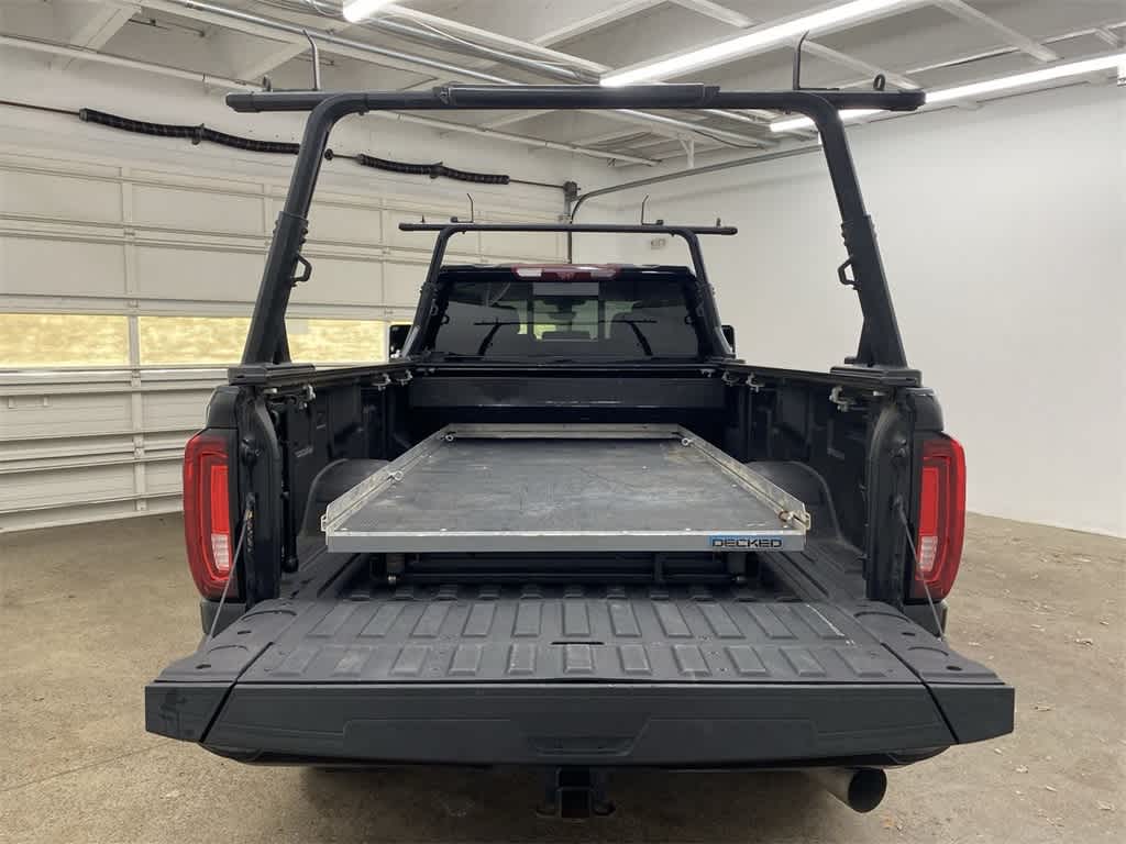 Thumbnail: 2022 GMC Sierra 3500 - 28