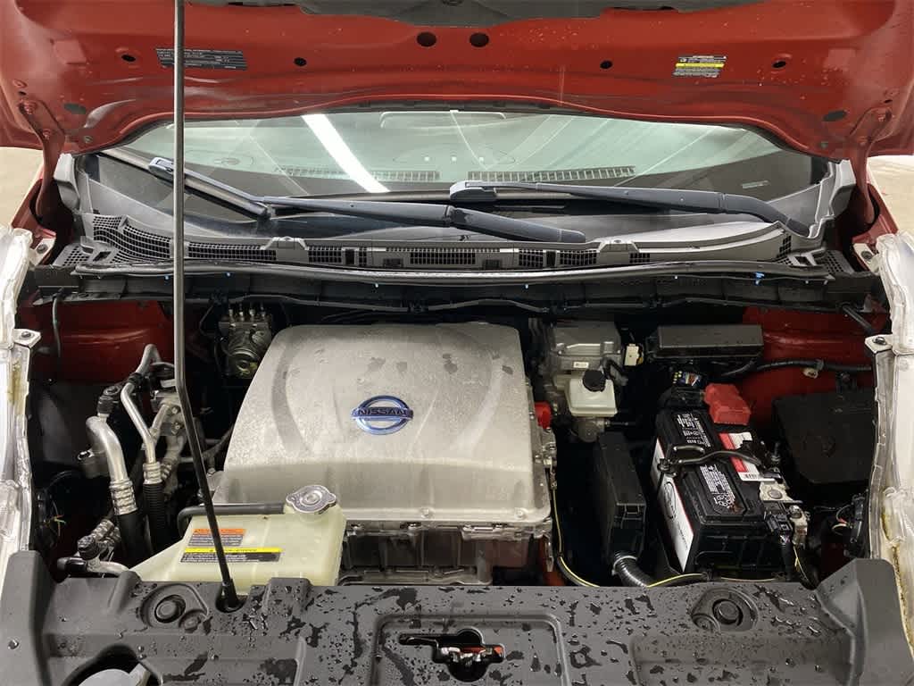 Thumbnail: 2013 Nissan Leaf - 13