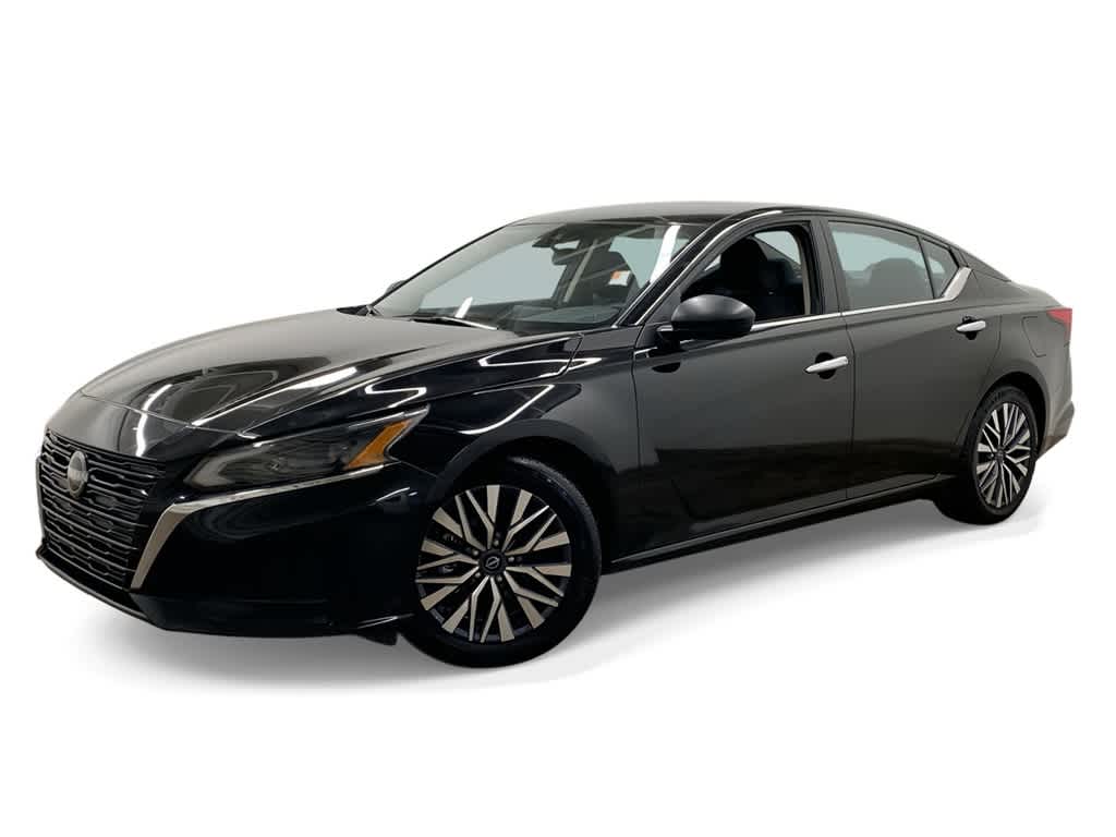Thumbnail: 2024 Nissan Altima - 1