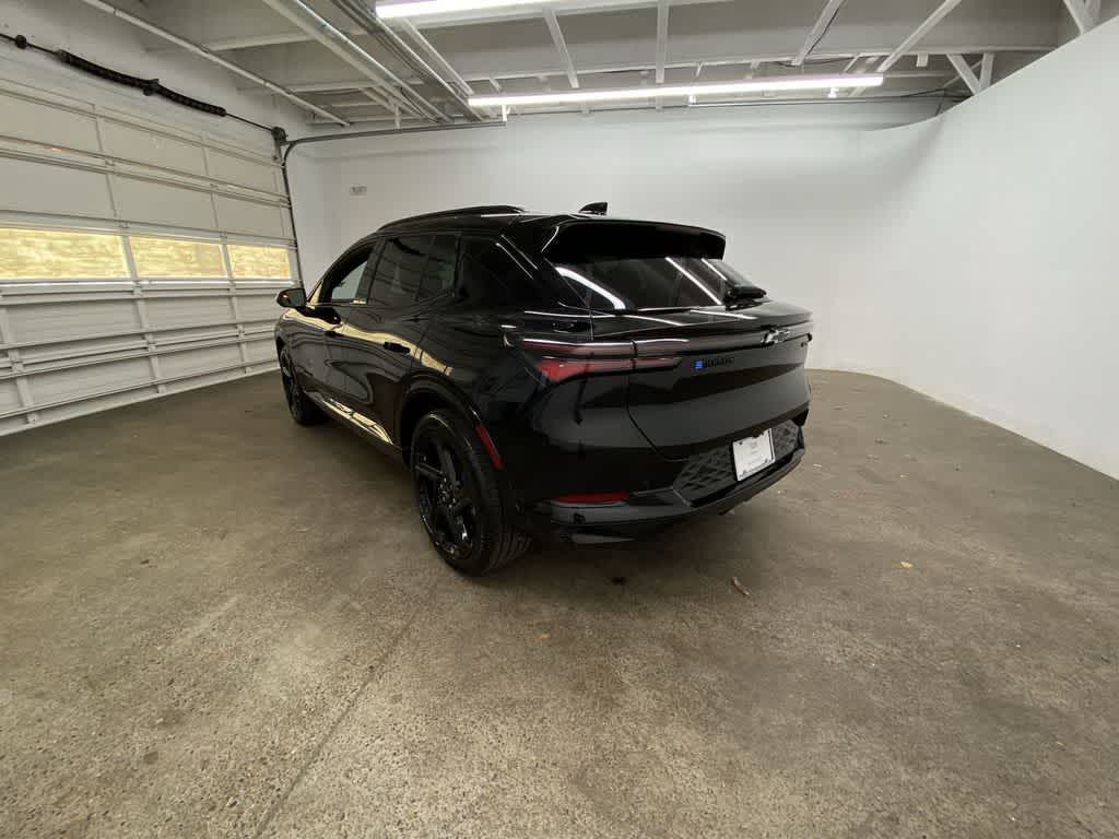 Thumbnail: 2024 Chevrolet Equinox - 4