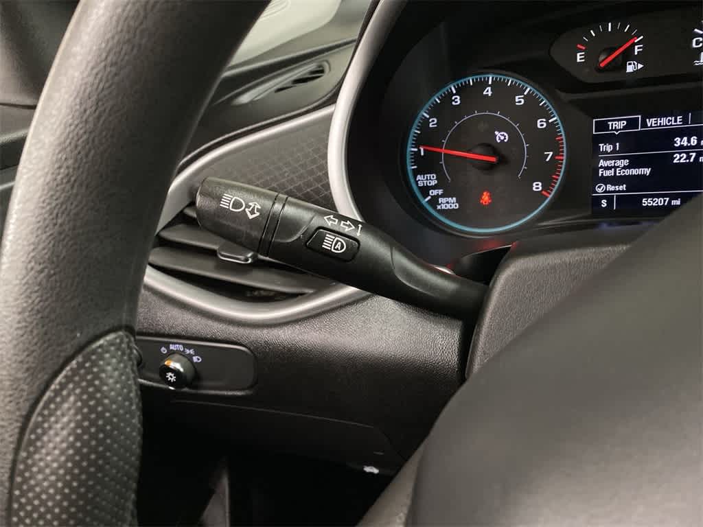 Thumbnail: 2023 Chevrolet Malibu - 23