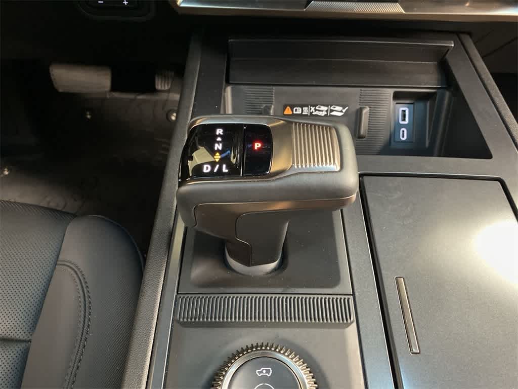 Thumbnail: 2024 GMC Hummer EV - 27