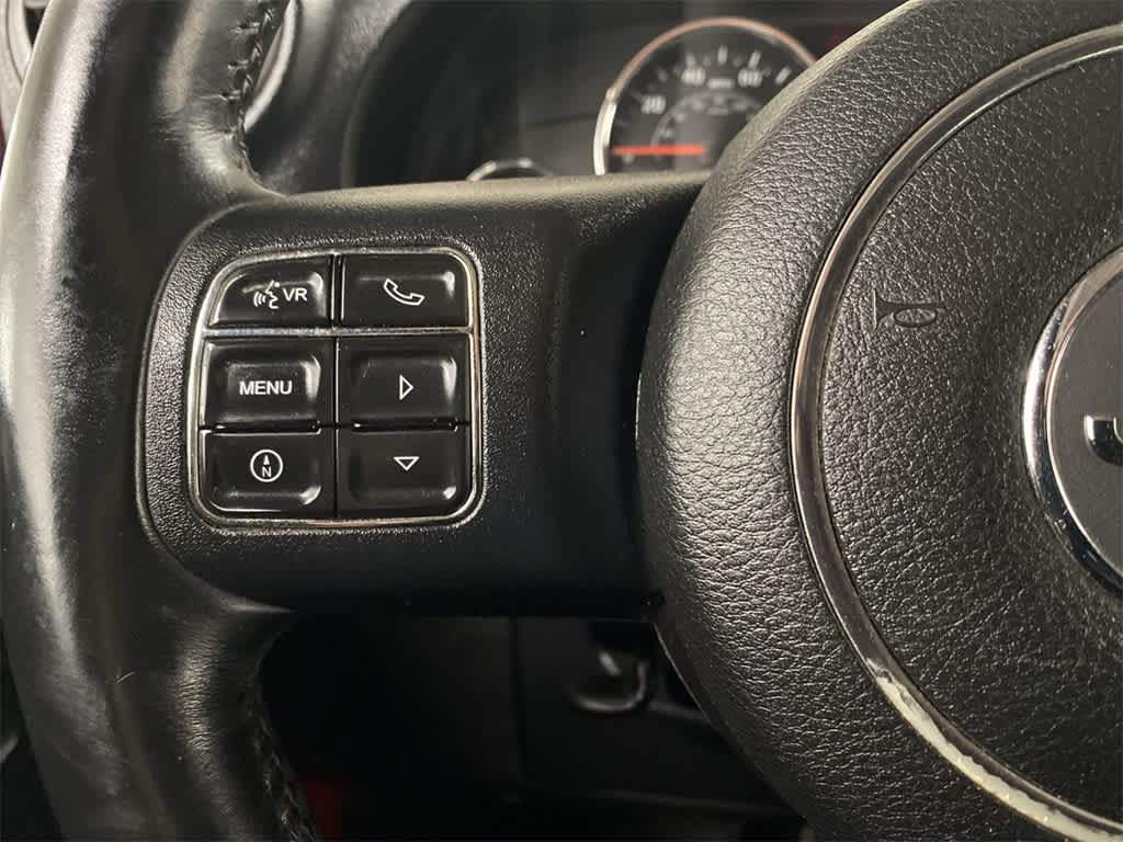 Thumbnail: 2014 Jeep Wrangler - 20