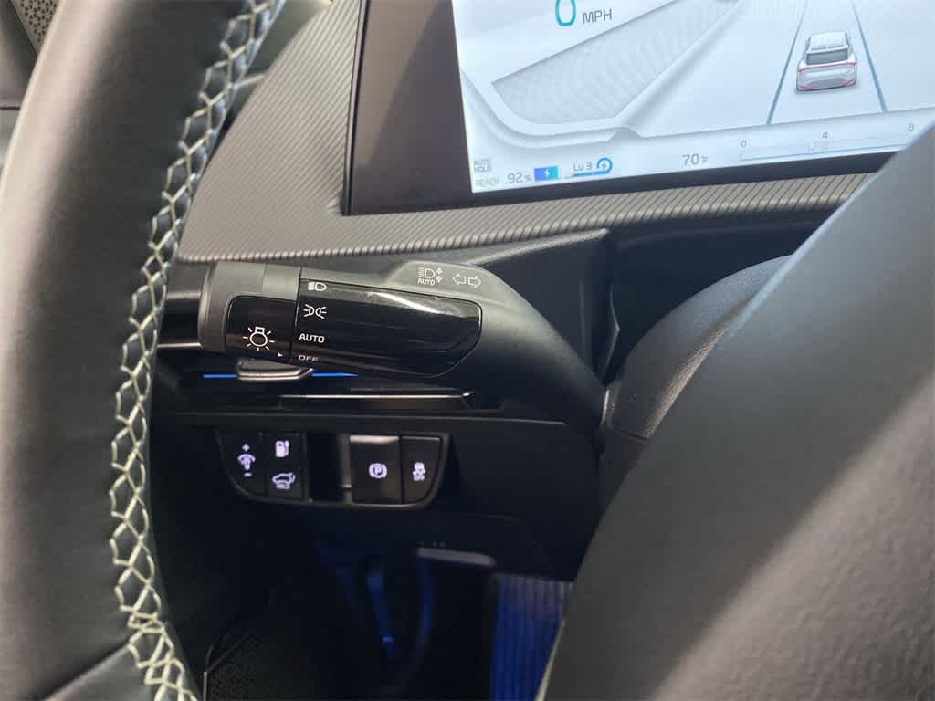 Thumbnail: 2023 Kia EV6 - 24