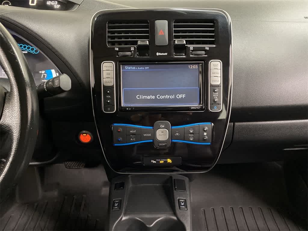 Thumbnail: 2013 Nissan Leaf - 26