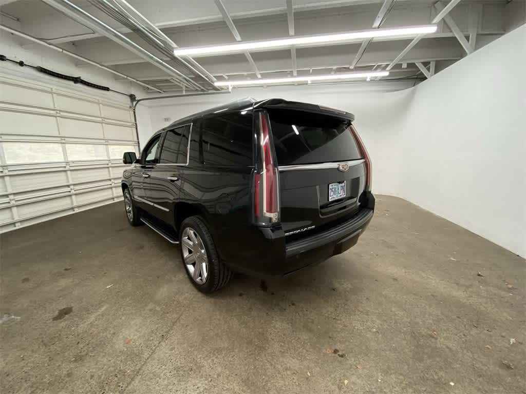 Thumbnail: 2019 Cadillac Escalade - 4