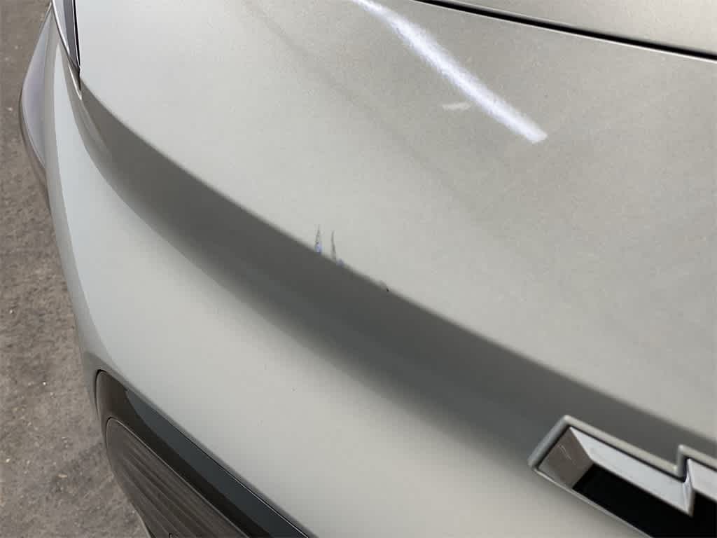 Thumbnail: 2023 Chevrolet Bolt EUV - 32