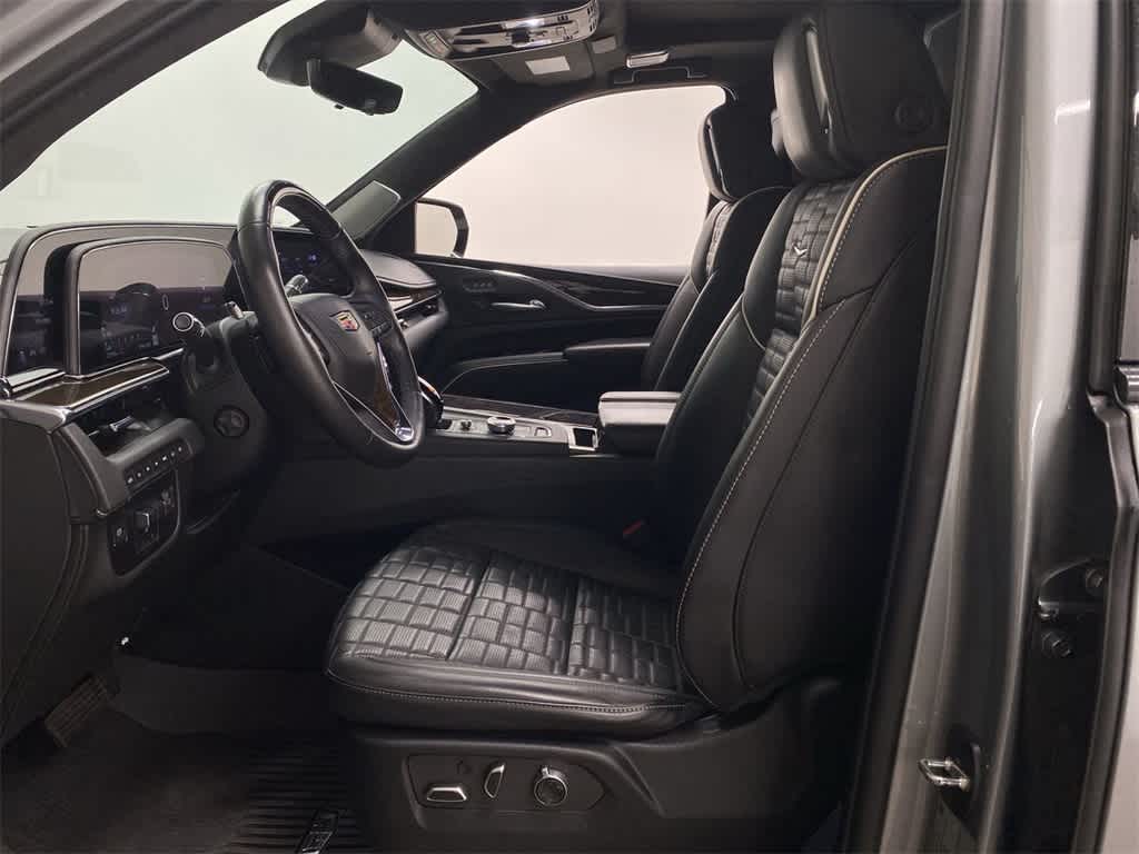 Thumbnail: 2024 Cadillac Escalade - 14