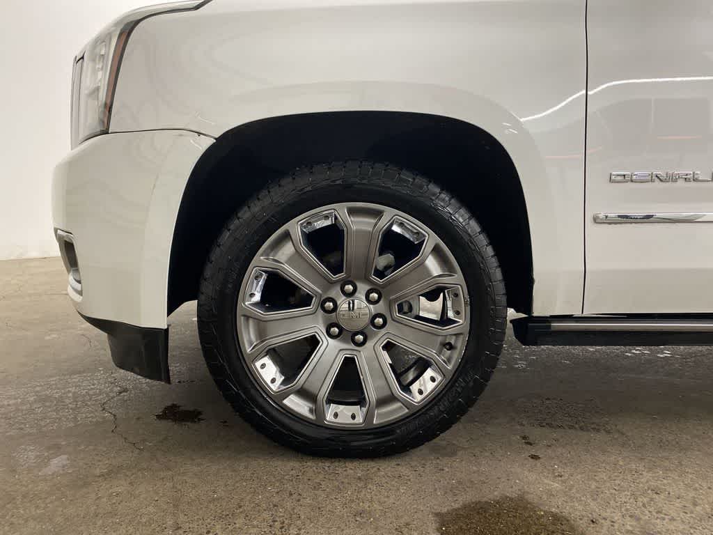 Thumbnail: 2016 GMC Yukon - 11