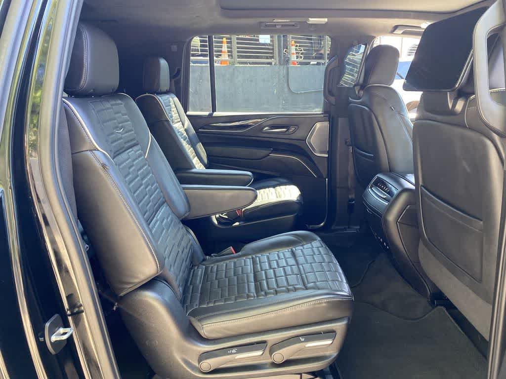 Thumbnail: 2024 Cadillac Escalade - 18