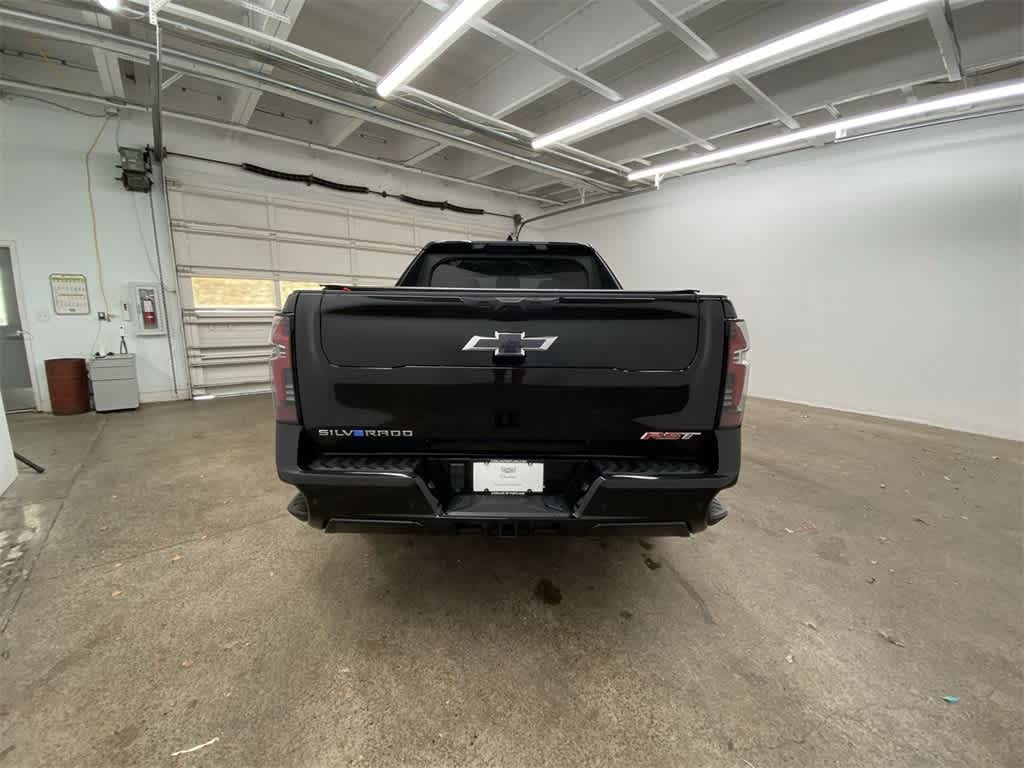 Thumbnail: 2024 Chevrolet Silverado EV - 5