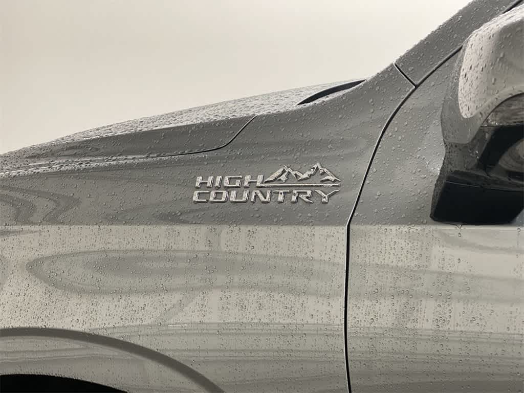 Thumbnail: 2024 Chevrolet Tahoe - 11