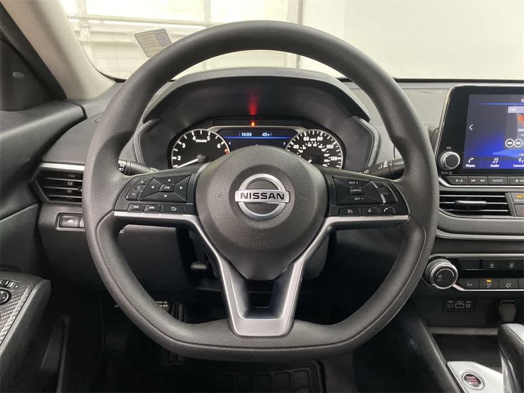 2022 Nissan Altima SV 21