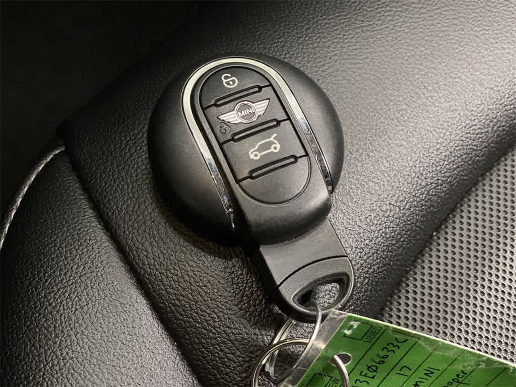 Thumbnail: 2017 MINI Cooper Countryman - 30