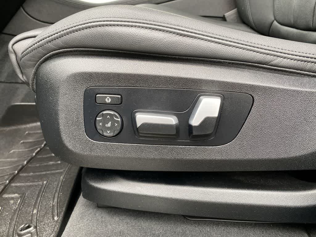 Thumbnail: 2021 BMW X5 - 15