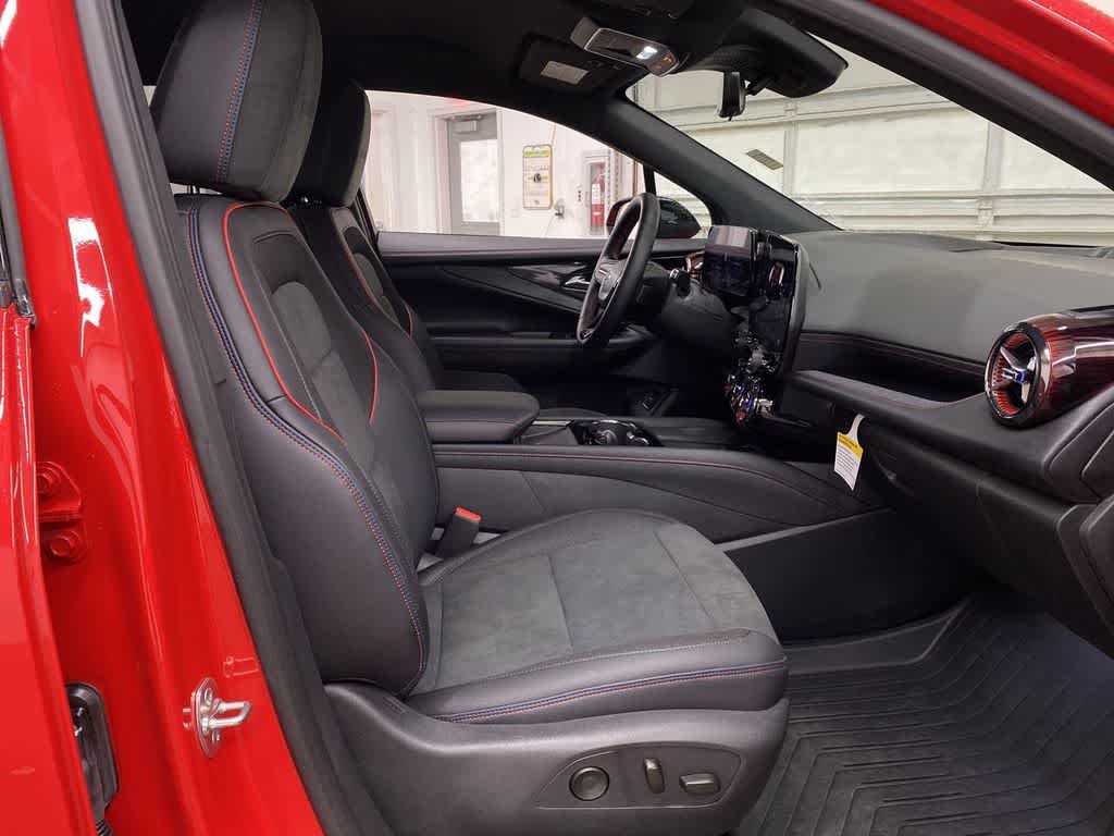 Thumbnail: 2024 Chevrolet Blazer EV - 20