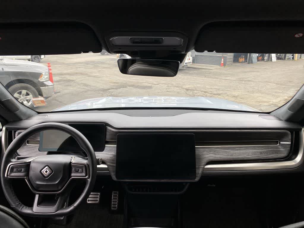 Thumbnail: 2023 Rivian R1T - 12