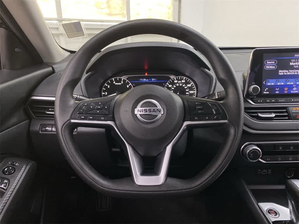 2022 Nissan Altima SV 21