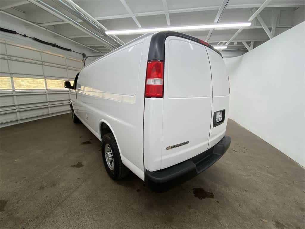 Thumbnail: 2023 Chevrolet Express - 4