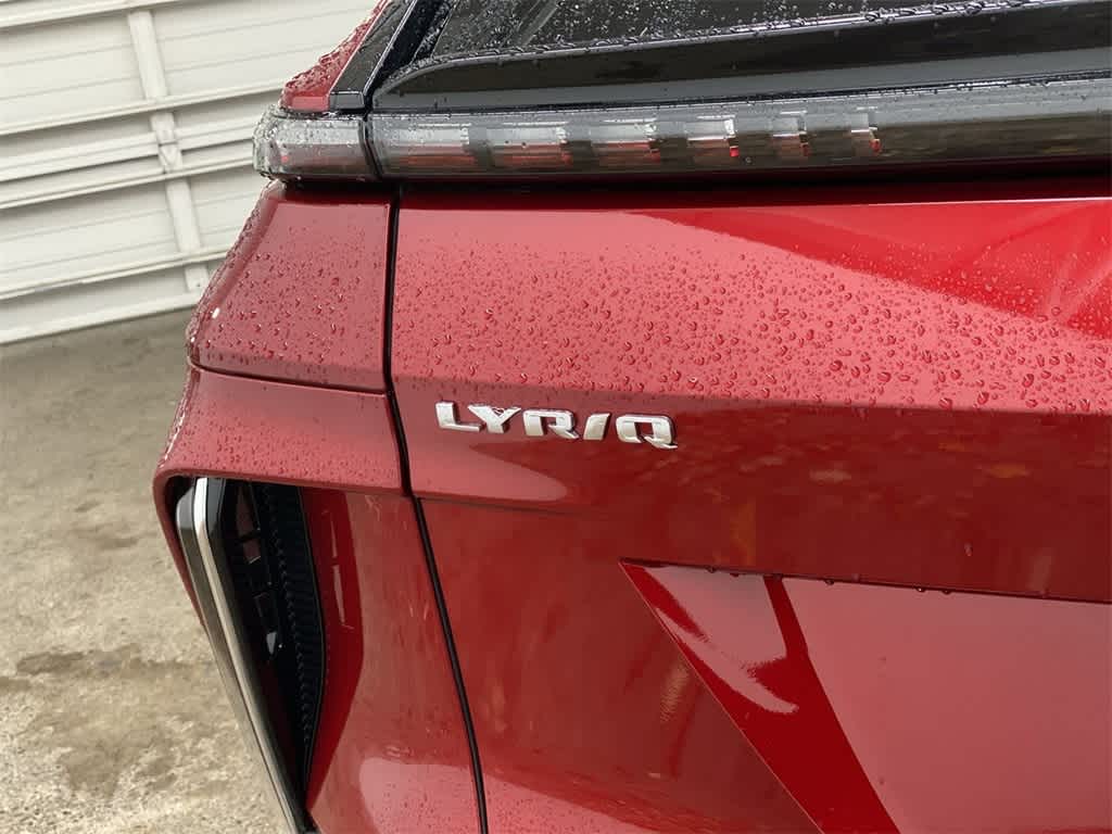 Thumbnail: 2025 Cadillac Lyriq - 10