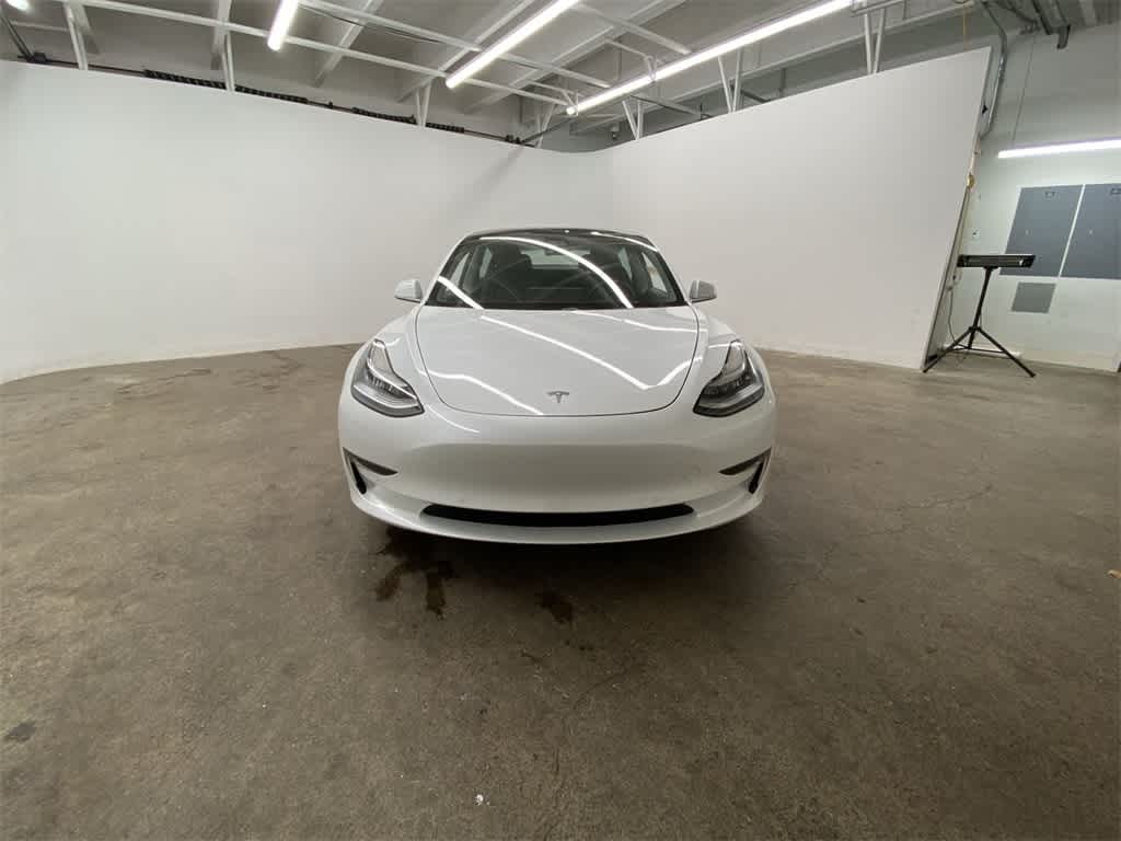 Thumbnail: 2018 Tesla Model 3 - 9
