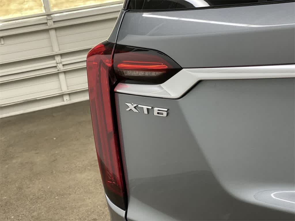 Thumbnail: 2020 Cadillac XT6 - 10