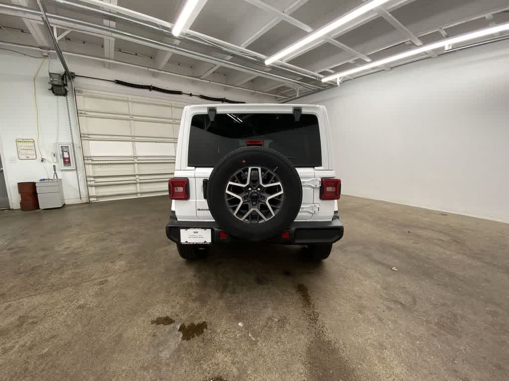 Thumbnail: 2025 Jeep Wrangler - 5