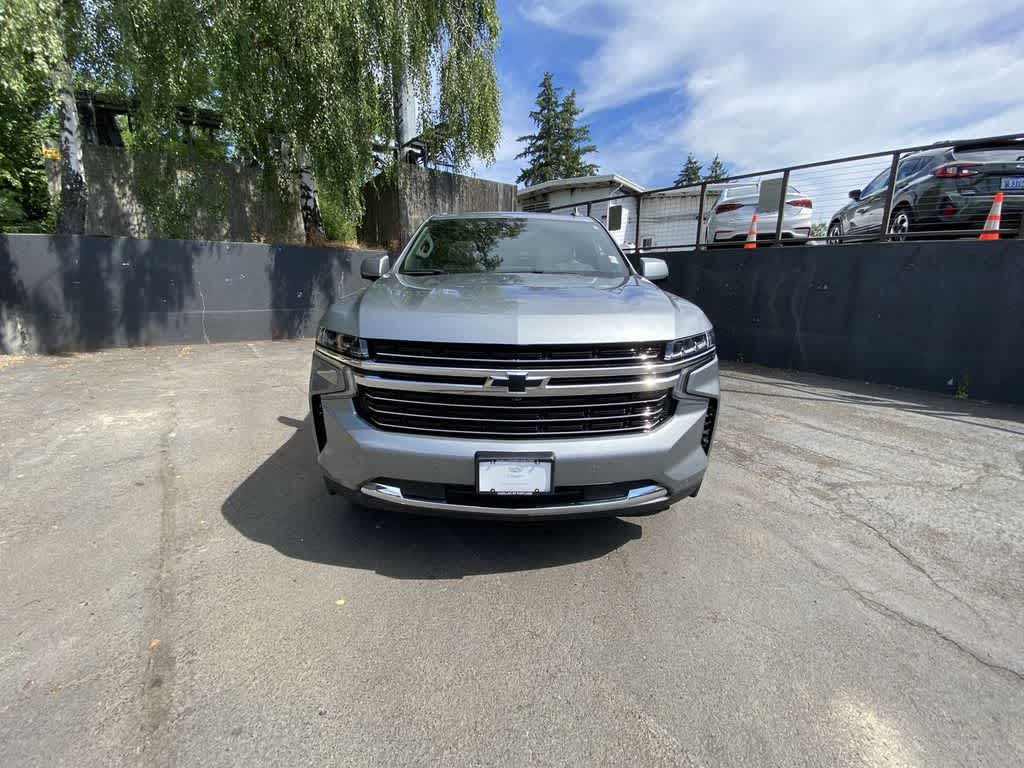 Thumbnail: 2024 Chevrolet Suburban - 9