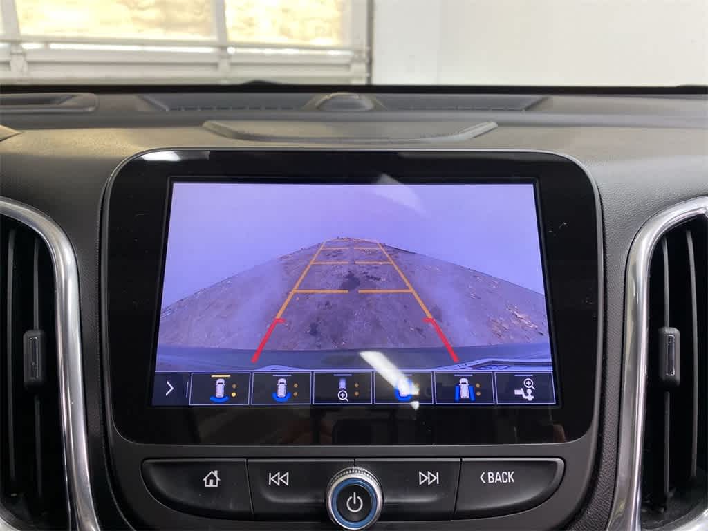 Thumbnail: 2020 Chevrolet Equinox - 25