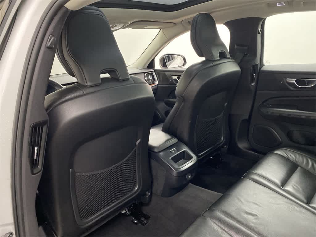 Thumbnail: 2024 Volvo S60 - 16