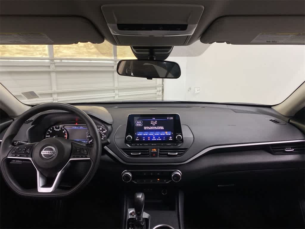 2022 Nissan Altima SV 14