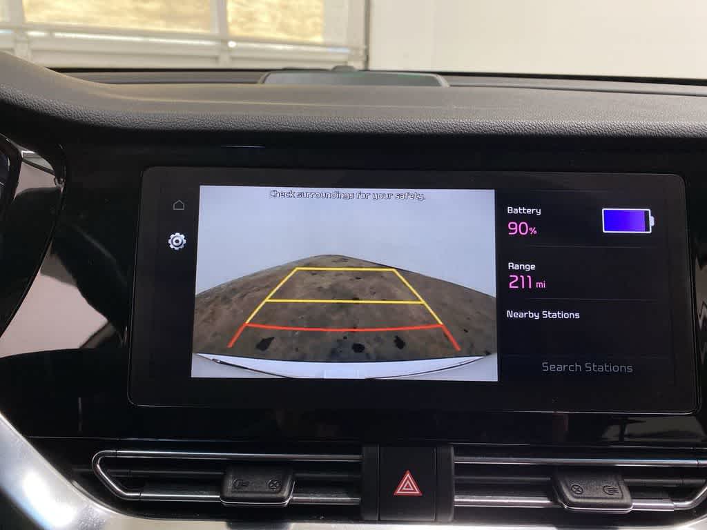 Thumbnail: 2022 Kia Niro - 27