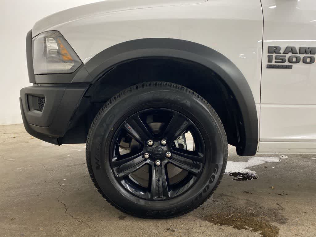 Thumbnail: 2024 RAM 1500 Classic - 11