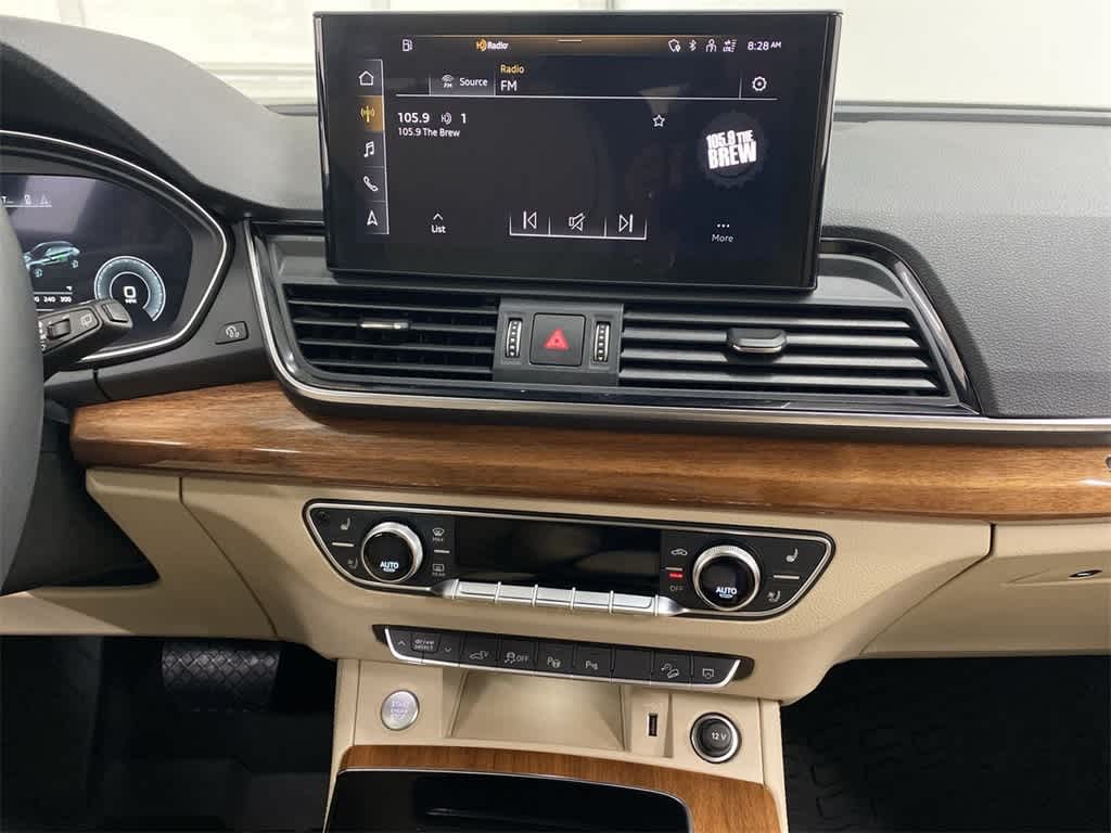 Thumbnail: 2022 Audi Q5 - 25