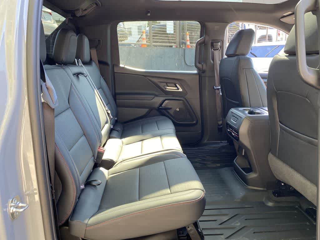 Thumbnail: 2025 Chevrolet Silverado EV - 17