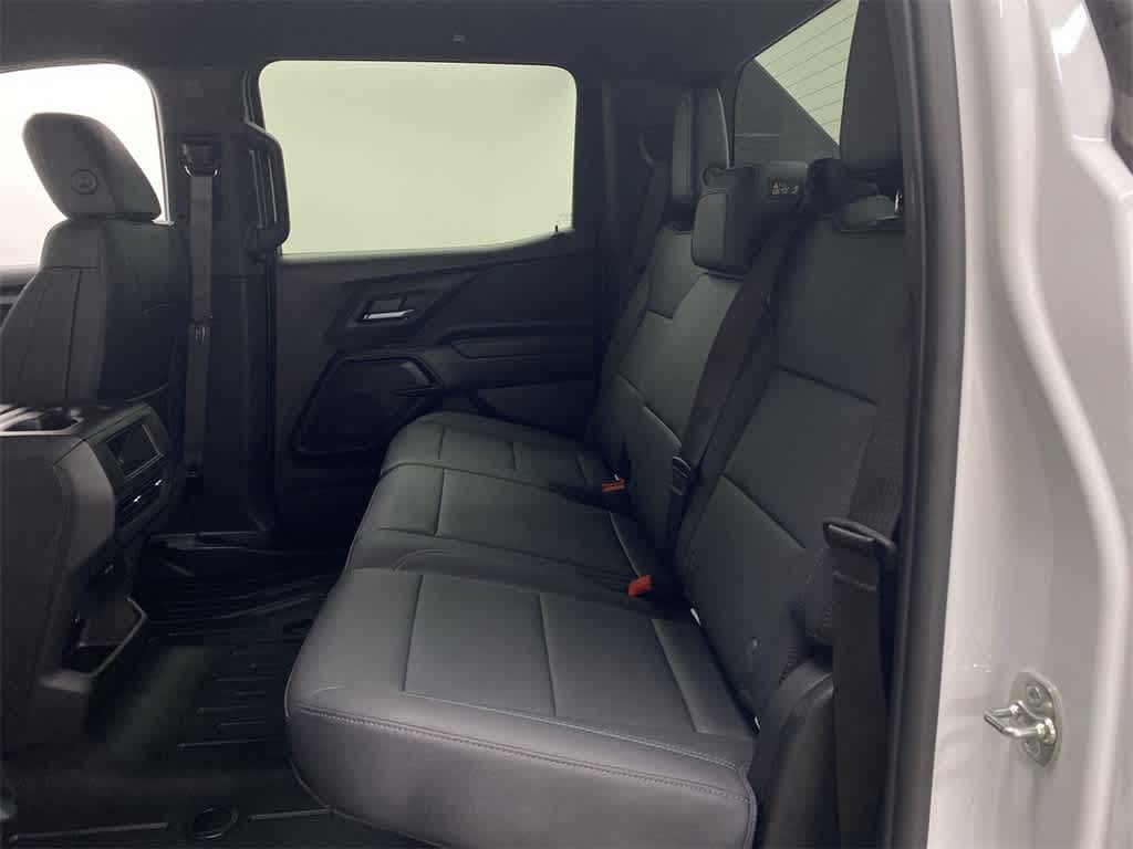 Thumbnail: 2024 Chevrolet Silverado EV - 16