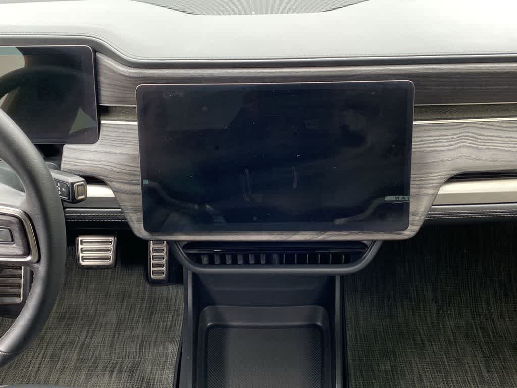 Thumbnail: 2023 Rivian R1T - 23