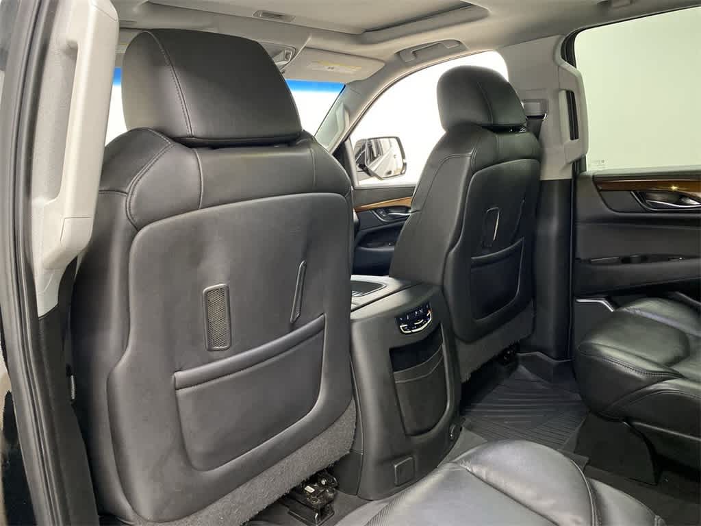 Thumbnail: 2019 Cadillac Escalade - 16