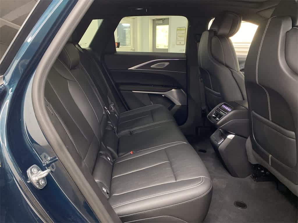 Thumbnail: 2025 Cadillac Lyriq - 16