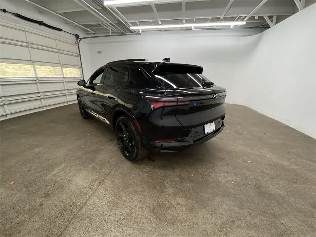 Thumbnail: 2024 Chevrolet Equinox - 4