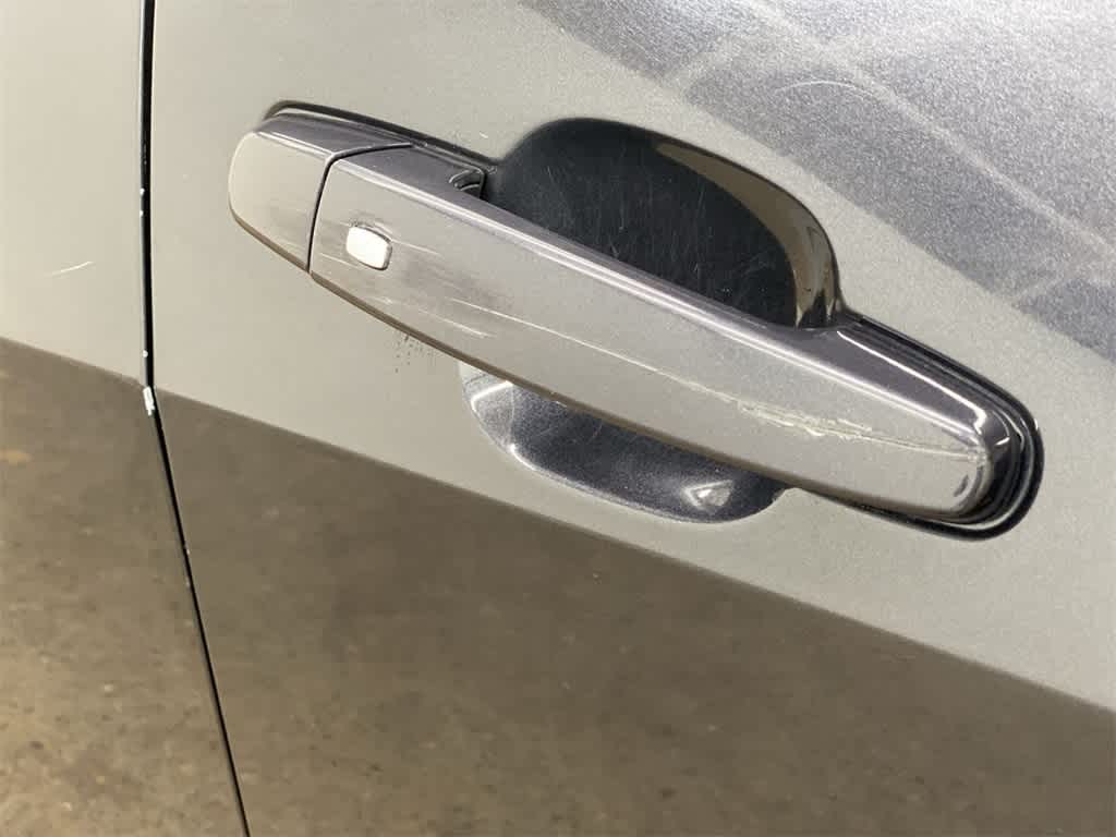 Thumbnail: 2023 Chevrolet Malibu - 30