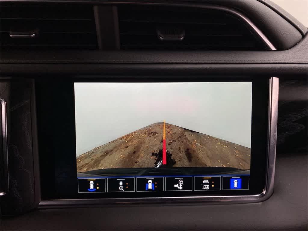 Thumbnail: 2022 GMC Yukon XL - 24