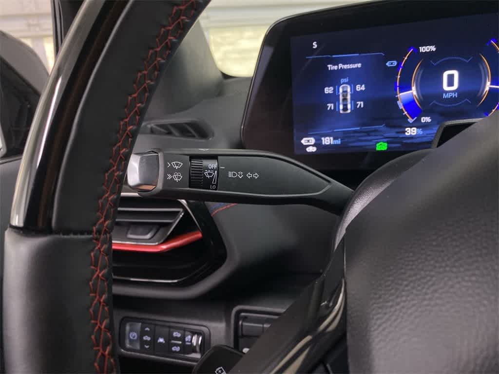 Thumbnail: 2024 Chevrolet Silverado EV - 23